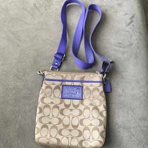 Coach Poppy Crossbody
